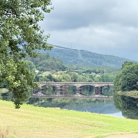 Dom wakacyjny A De Pepita, Rural House In By Urent